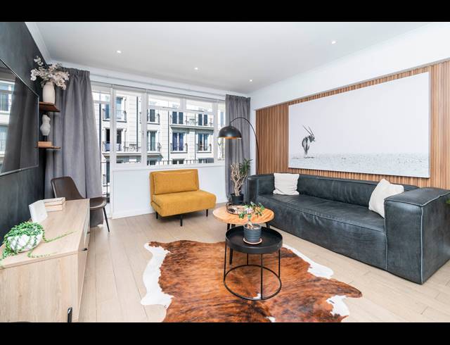 1 BEDROOM APARTMENT FOR SALE IN GREEN POINT